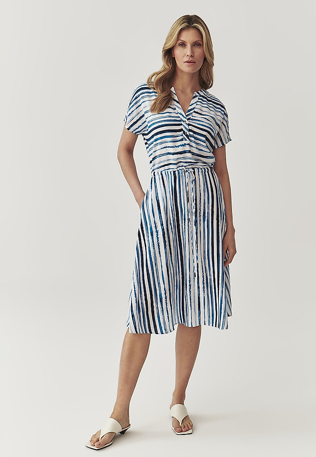LADIES’ MIDI DRESS WITH IRREGULAR STIPES PRINT - MERIA LADIES’ MIDI DRESS WITH IRREGULAR STIPES PRINT - MERIA MULTICOLOR 2