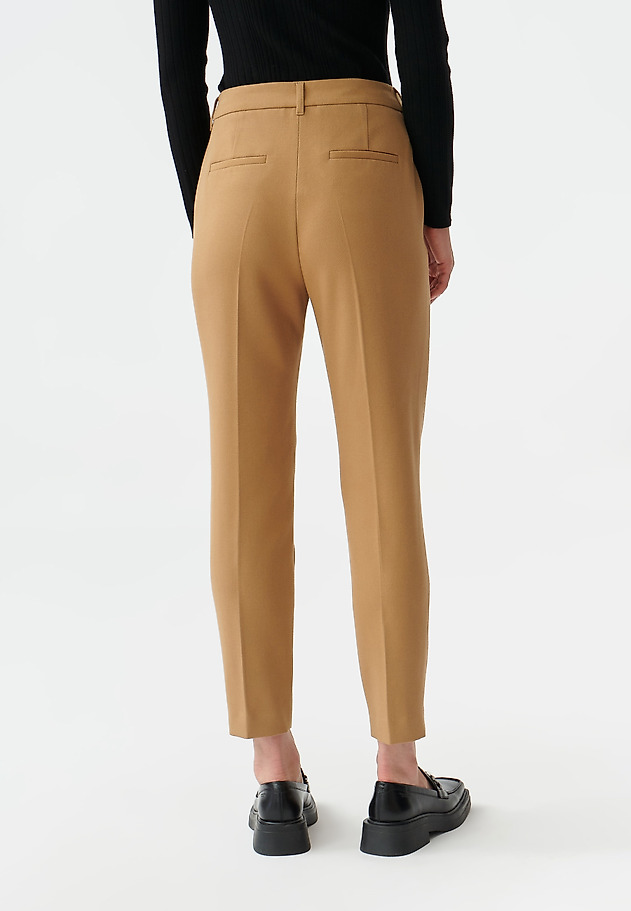ELEGANT LADIES’ TROUSERS WTH EDGE AMEFI ELEGANT LADIES’ TROUSERS WTH EDGE AMEFI BEŻOWY 4