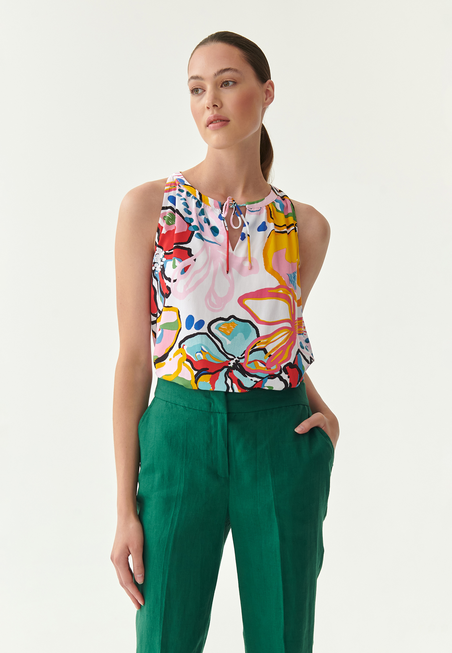 WZORZYSTA BLUZKA BEZ RĘKAWÓW FLORO 1