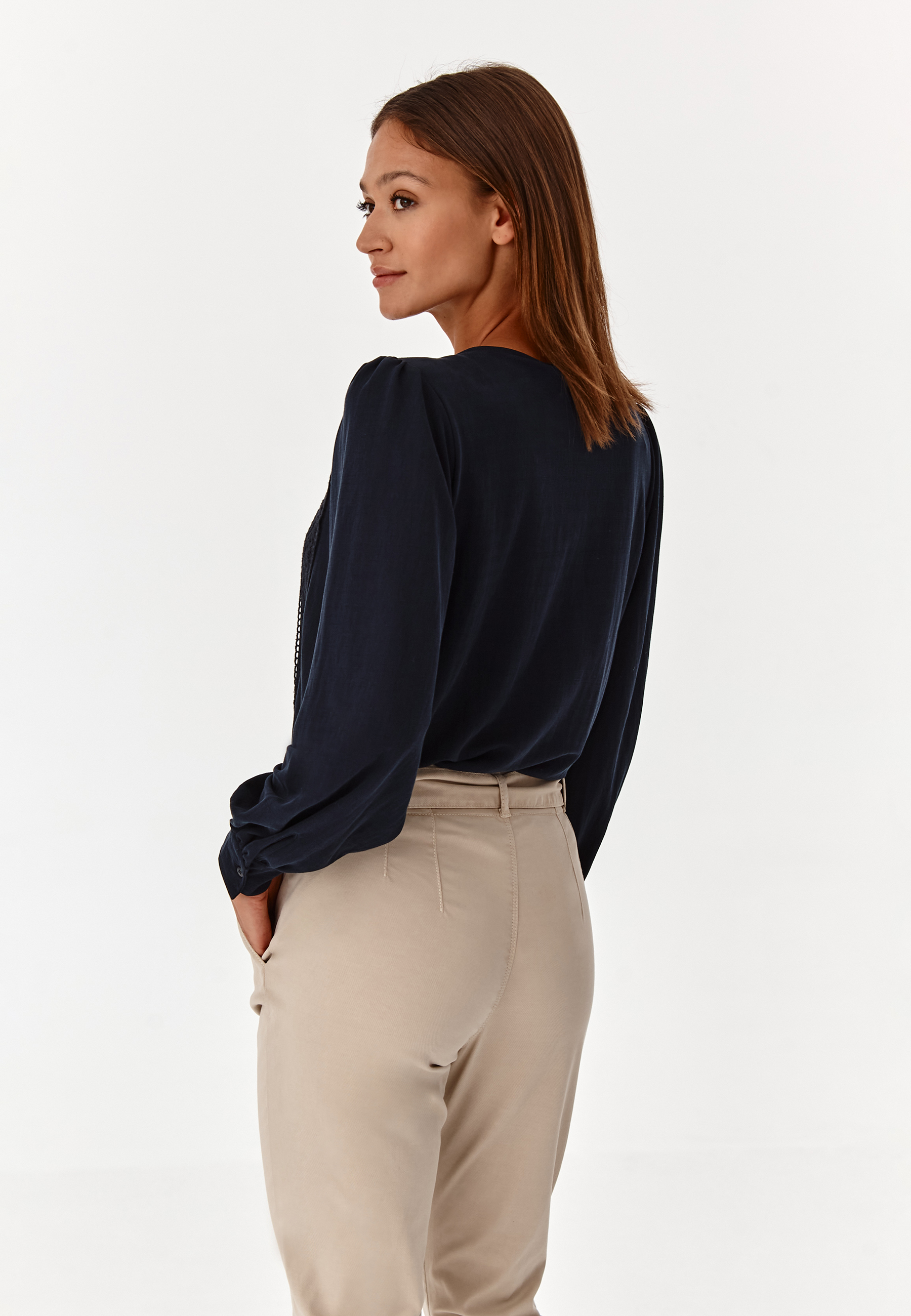 DÁMSKÁ HALENKA CASKA