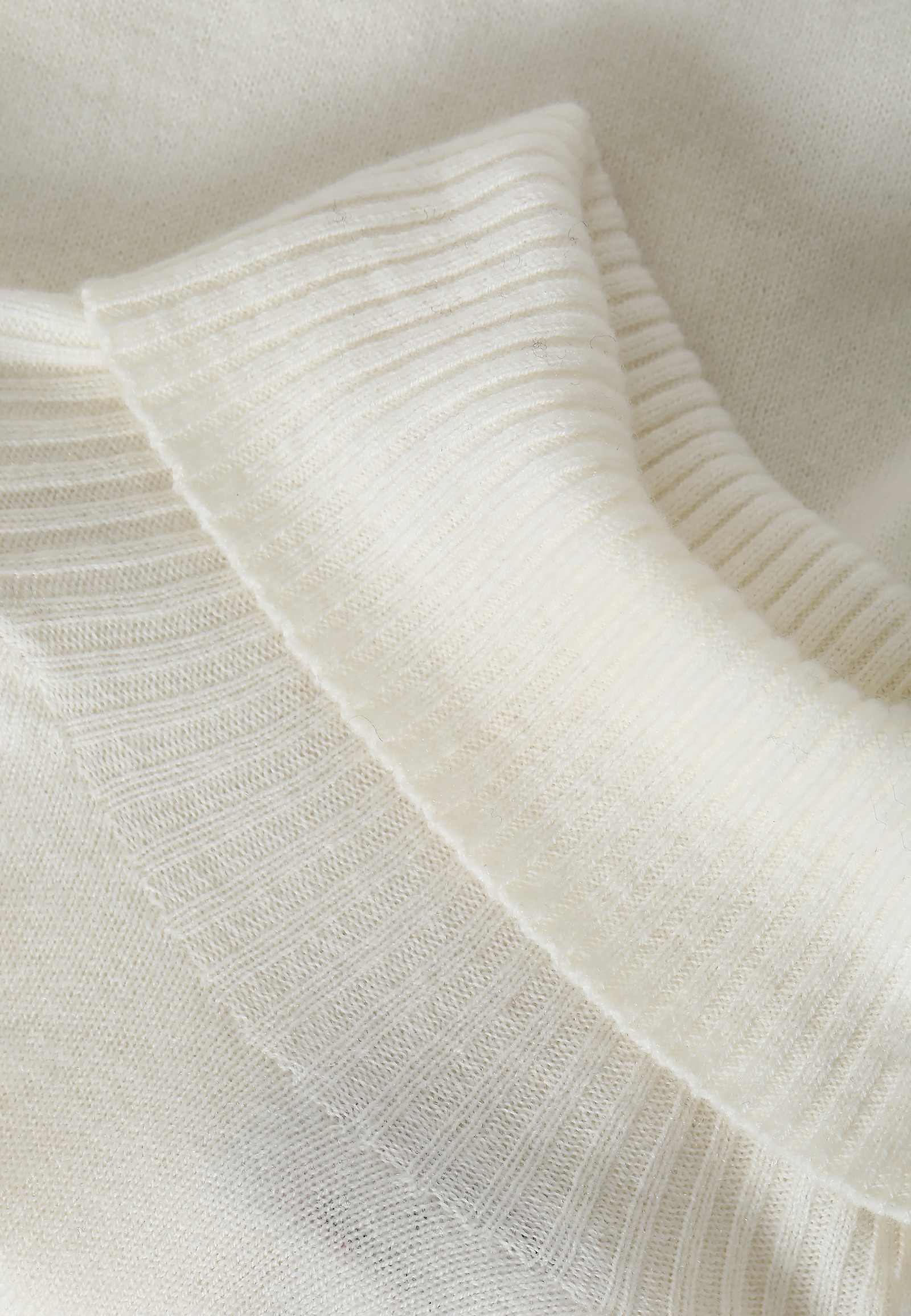 KLASYCZNY SWETER DAMSKI Z GOLFEM Z WEŁNY MERINO KONGA 1 KLASYCZNY SWETER DAMSKI Z GOLFEM Z WEŁNY MERINO KONGA 1 ECRU 74856