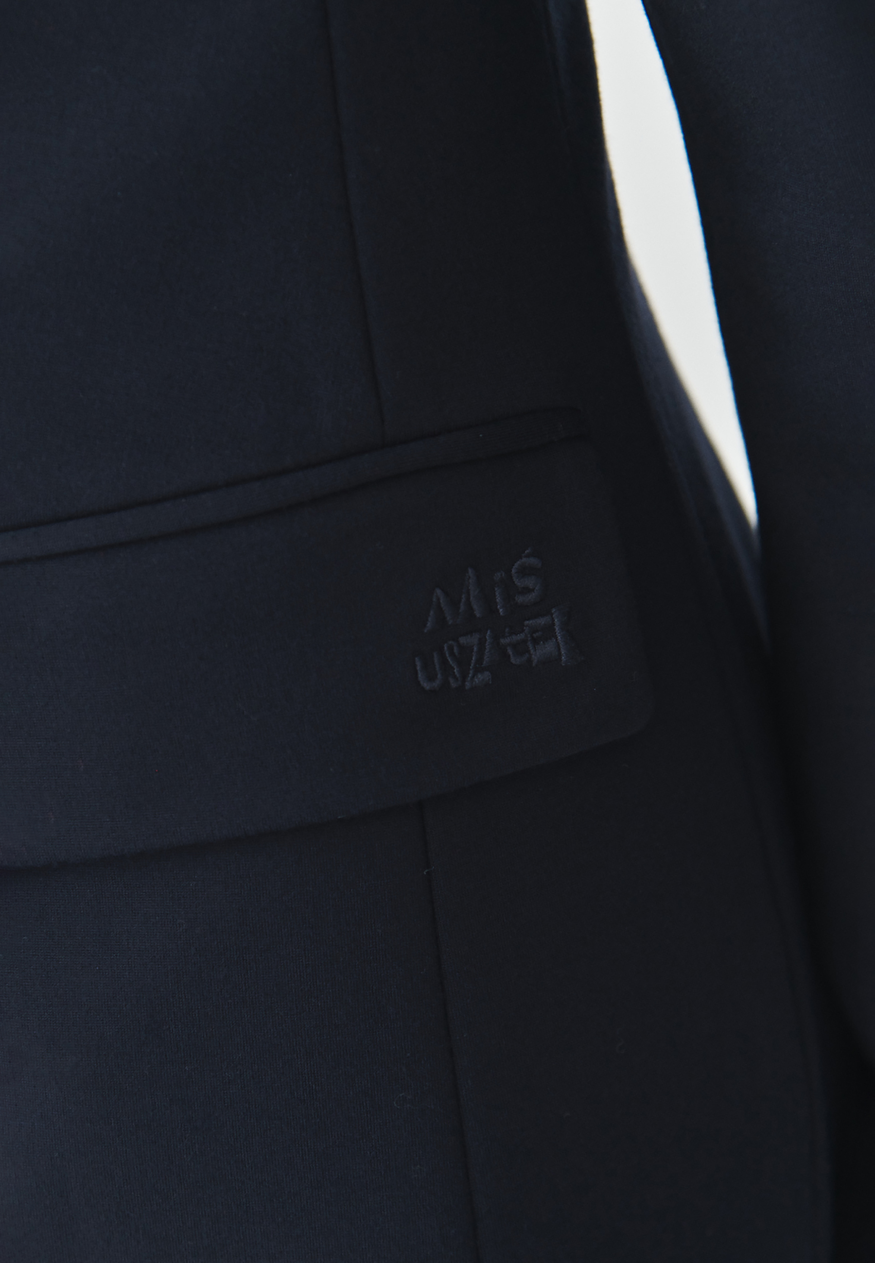 DZIANINOWY DWURZĘDOWY ŻAKIET DAMSKI — ADAMIA GRANATOWY 2