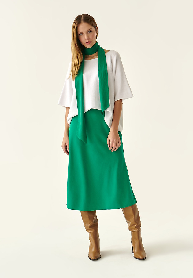 LADIES' MIDI SLANTED SKIRT URBI LADIES' MIDI SLANTED SKIRT URBI ZIELONY 1