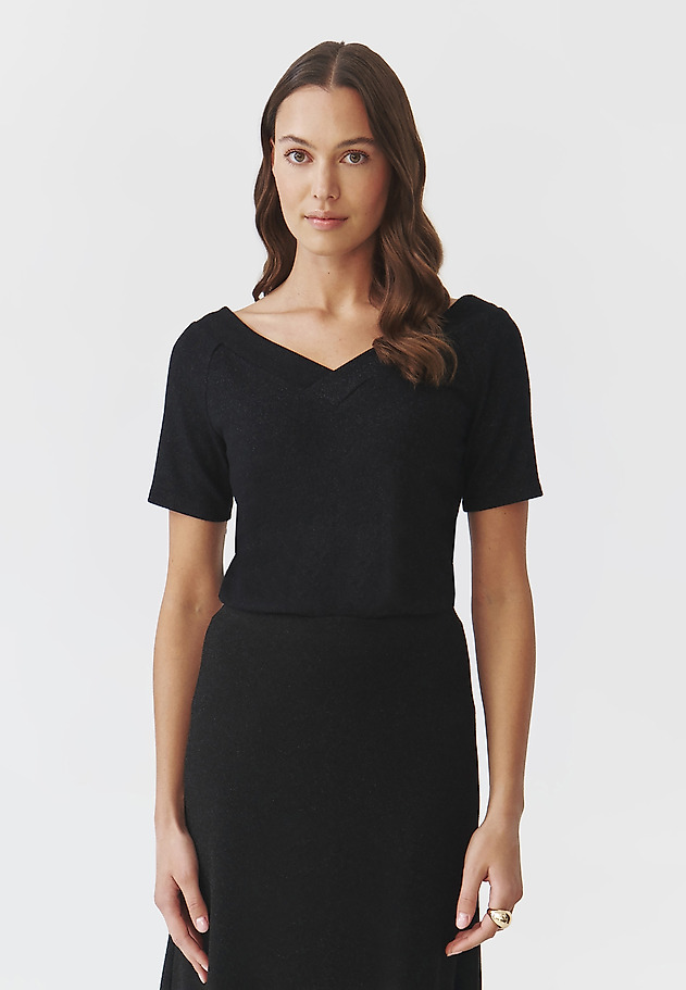 LADIES' KNITTED BLOUSE WITH GLITTERING YARN — GILDA LADIES' KNITTED BLOUSE WITH GLITTERING YARN — GILDA CZARNY 1