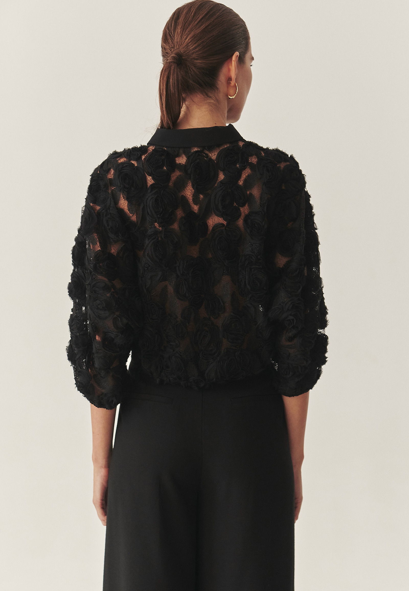 SHORT SHIRT WITH FLORAL DECORATION -BRINI 1 SHORT SHIRT WITH FLORAL DECORATION -BRINI 1 BLACK 118294