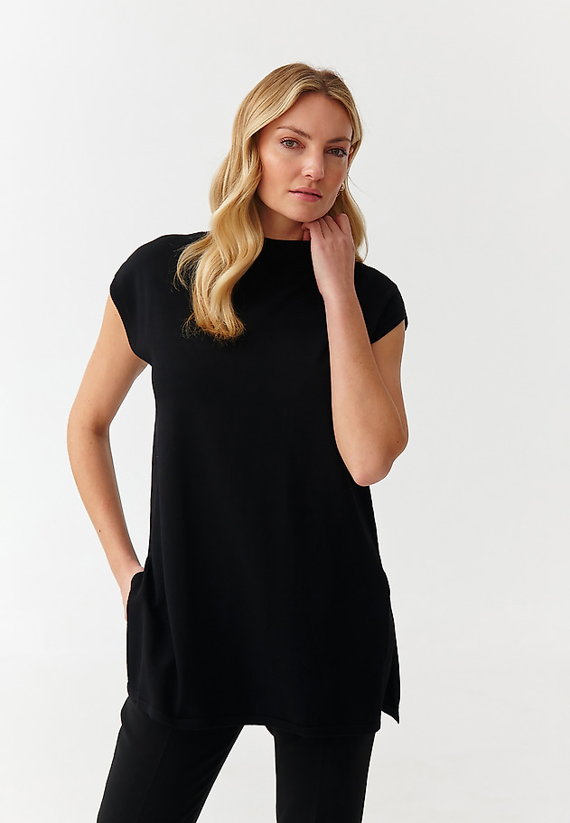 STYLISH SLEEVELESS LADIES’ SWEATER - LENO STYLISH SLEEVELESS LADIES’ SWEATER - LENO CZARNY 3