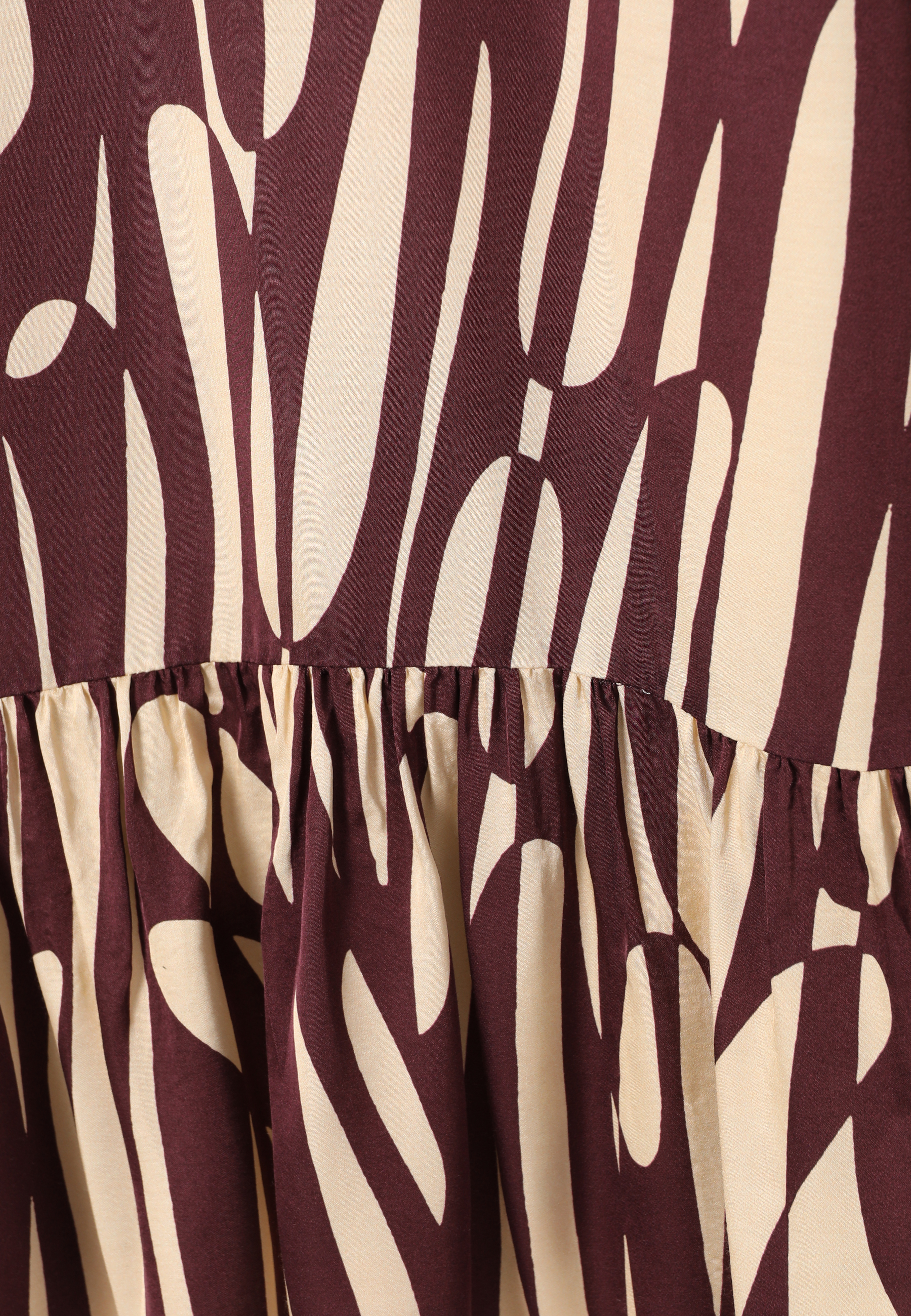 ROCHIE DIN VISCOZĂ CU MODEL - TAMIE