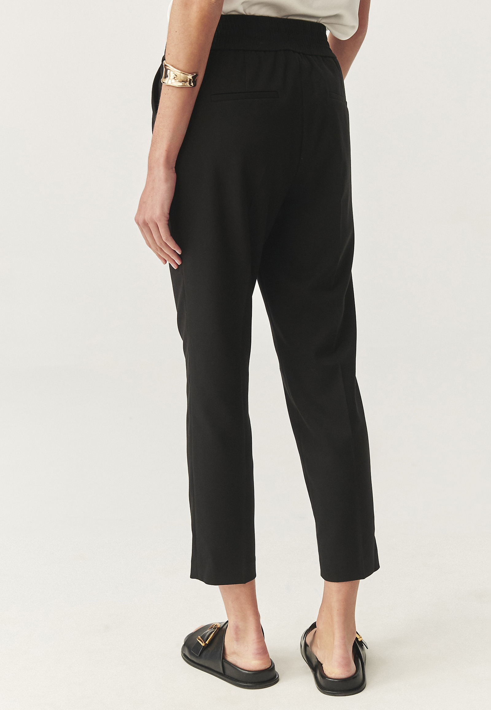 TKANÉ NOHAVICE S ELASTICKÝM PÁSOM - MILTI TKANÉ NOHAVICE S ELASTICKÝM PÁSOM - MILTI ČIERNA 113905