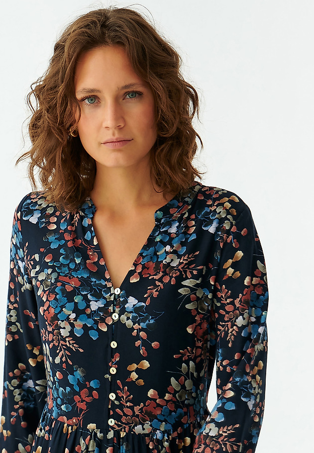 ROCHIE CU MODEL DIN VISCOZĂ CERTIFICATĂ STRAKMI ROCHIE CU MODEL DIN VISCOZĂ CERTIFICATĂ STRAKMI MULTICOLOR 3