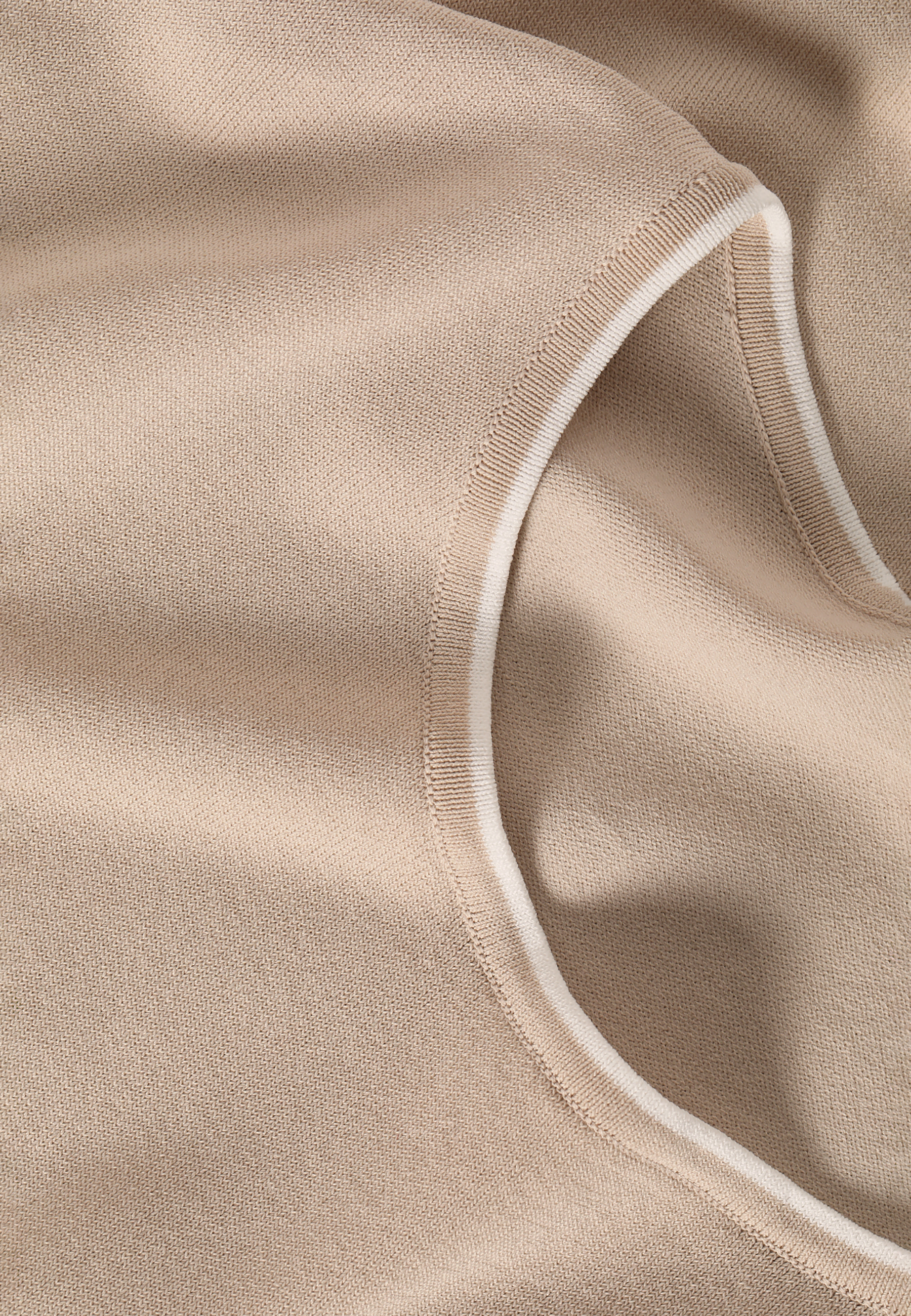 BLUZKA DAMSKA DZIANINOWA Z KRÓTKIM RĘKAWEM ESTE