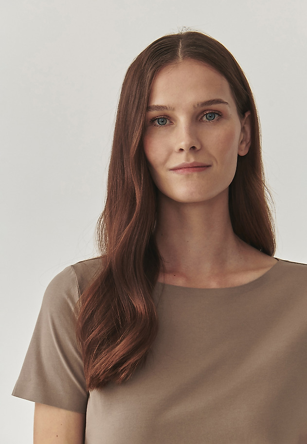 LADIES’ BLOUSE WITH SEAMLESS FINISH - MIKAJA LADIES’ BLOUSE WITH SEAMLESS FINISH - MIKAJA BEIGE 5