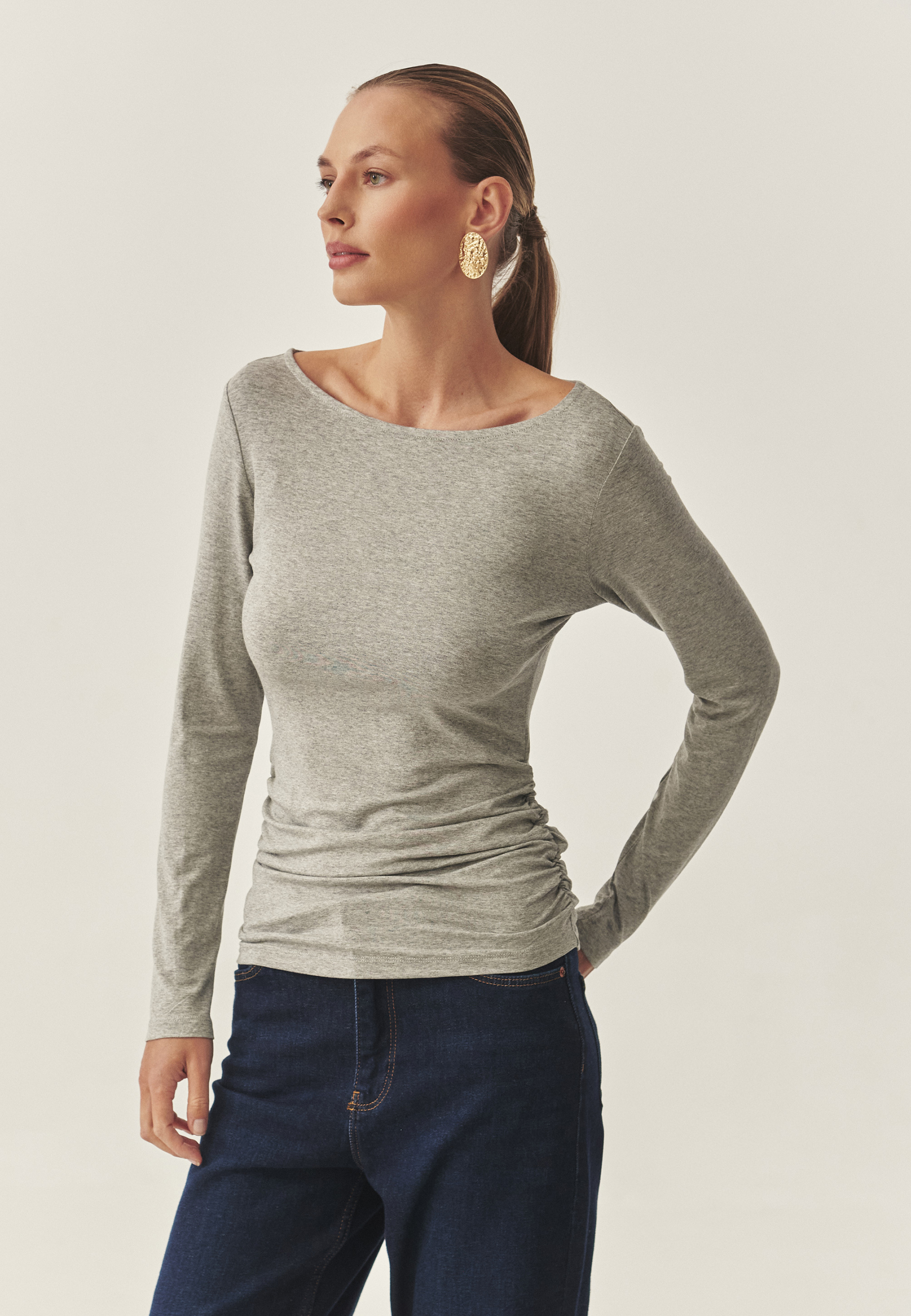 LADIES’ BLOUSE WITH DECORATIVE RUCHING - ZULA 1 GREY 2