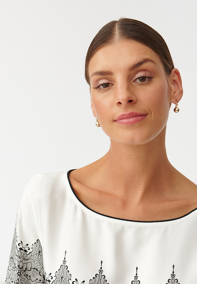 WZORZYSTA DAMSKA BLUZKA TKANINOWA Z DŁUGIM RĘKAWEM ALIANNA WZORZYSTA DAMSKA BLUZKA TKANINOWA Z DŁUGIM RĘKAWEM ALIANNA MULTIKOLOR 6