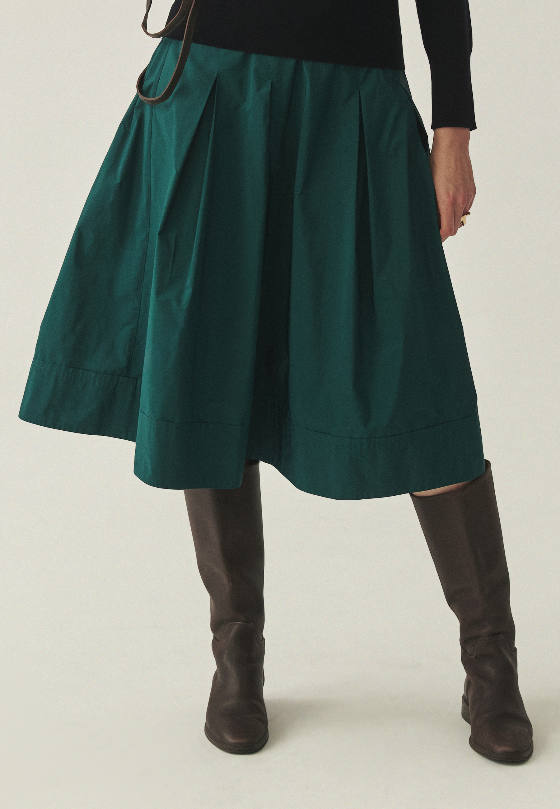 ROZKLOSZOWANA SPÓDNICA Z TAFTY - TAFTIKO ZIELONY 2