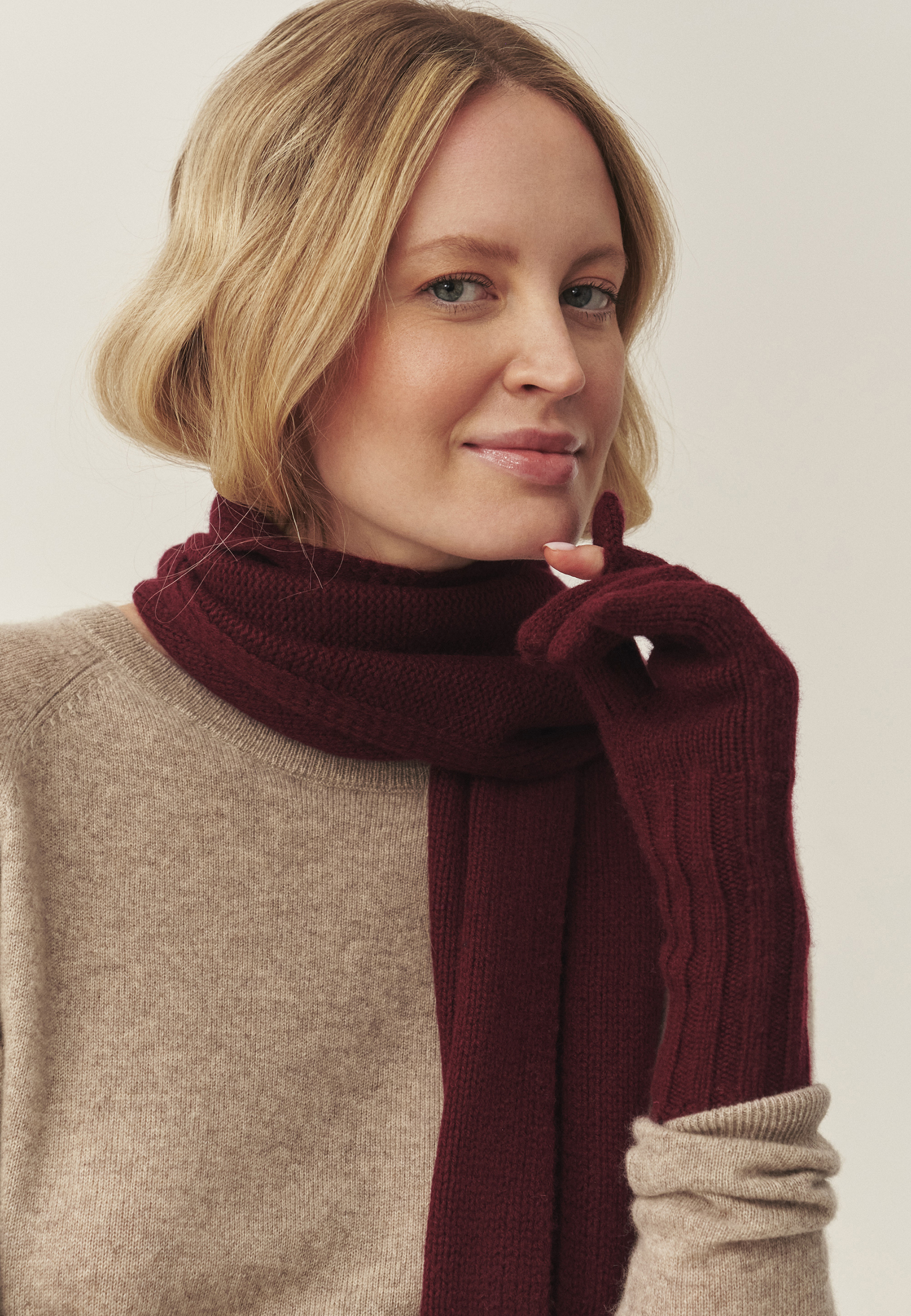 ROBTI IN KAŠMIR ROKAVICE - VELAR RDEČA 2