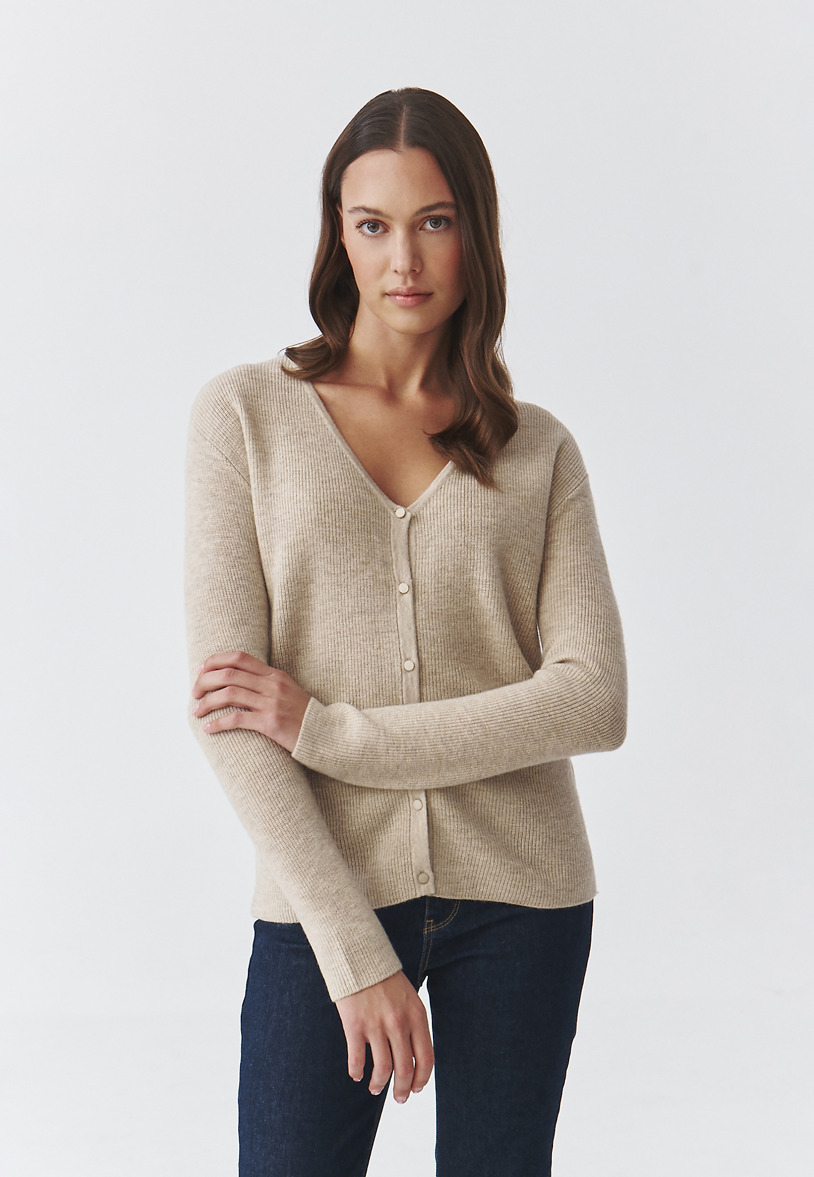 LADIES' UNBUTTONED JUMPER IN MERINO WOOL — ELLA LADIES' UNBUTTONED JUMPER IN MERINO WOOL — ELLA BEIGE 104870