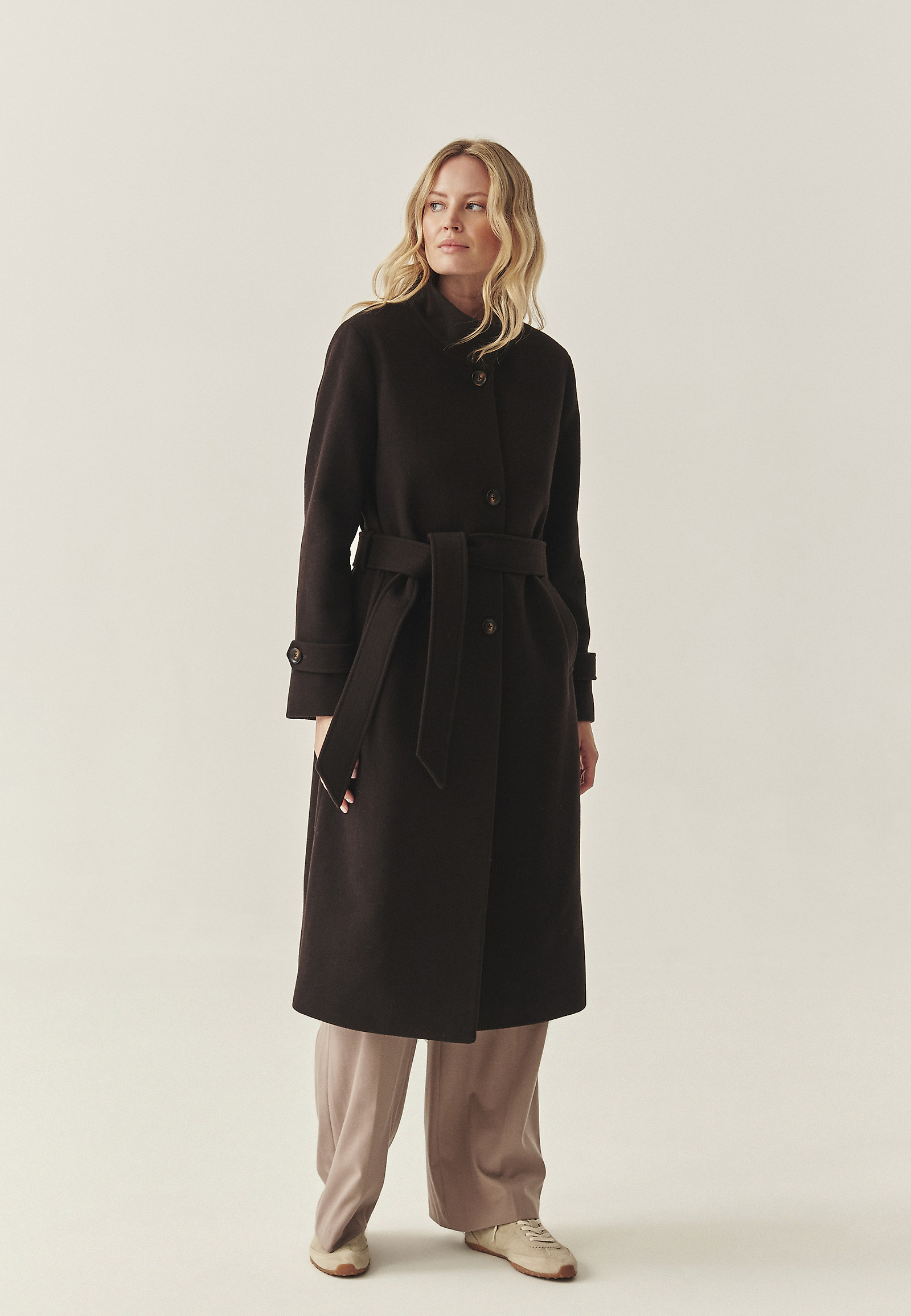WOOLEN WOMEN'S COAT IN DARK CHOCOLATE BROWN - BORIMA WOOLEN WOMEN'S COAT IN DARK CHOCOLATE BROWN - BORIMA BROWN 117366