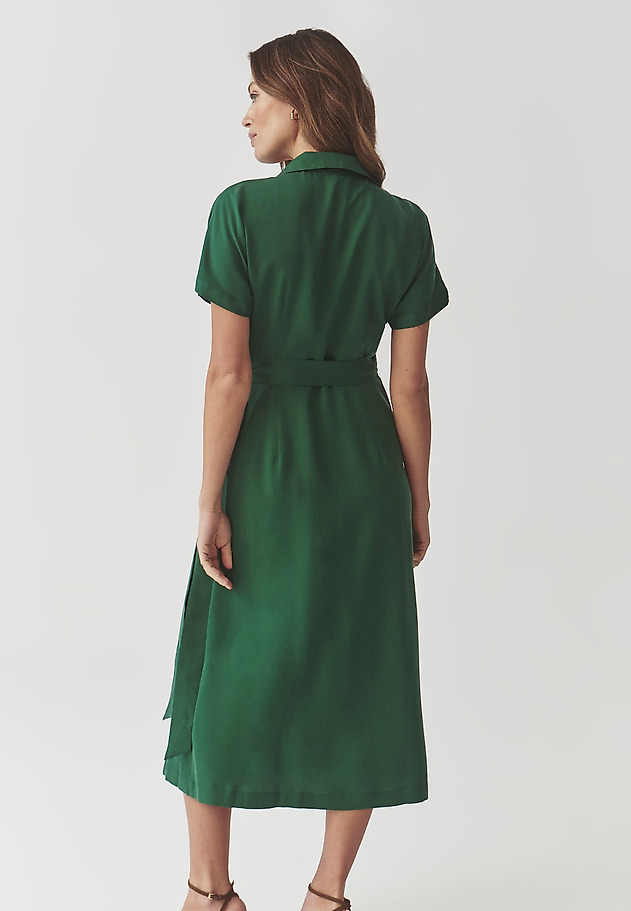 ZAVINOVACÍ MIDI ŠATY SE SPLÝVAVÉHO LYOCELLU - ZERWI 1 ZAVINOVACÍ MIDI ŠATY SE SPLÝVAVÉHO LYOCELLU - ZERWI 1 ZELENÁ 2